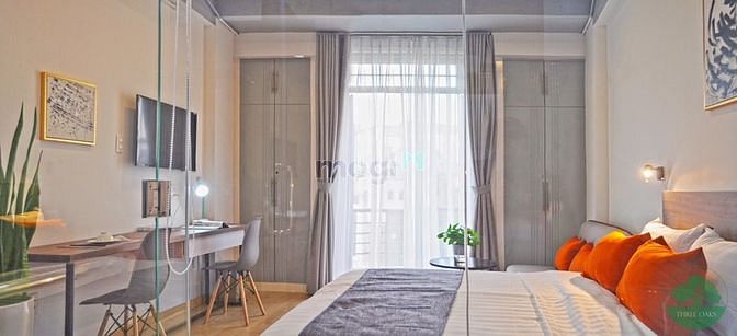 Hình ảnh Studio ban công mặt tiền Bến Vân Đồn ngay sát Đh Luật