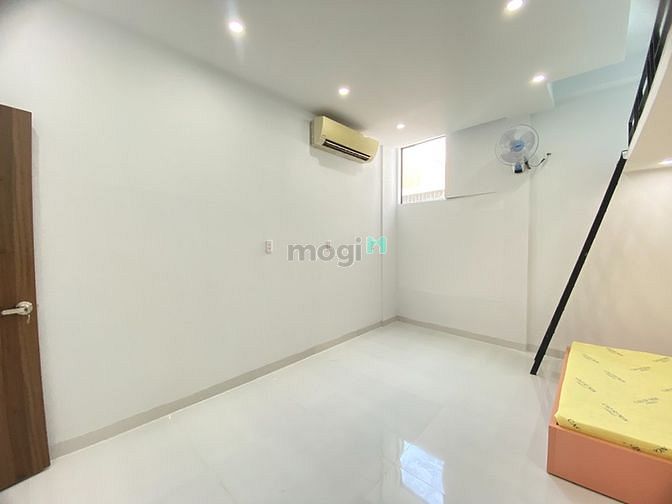 Hình ảnh Siêu Hot ! CHDV Ngay Vạn Hạnh Mall Mới 100% 30m2 Giá Chỉ 6tr