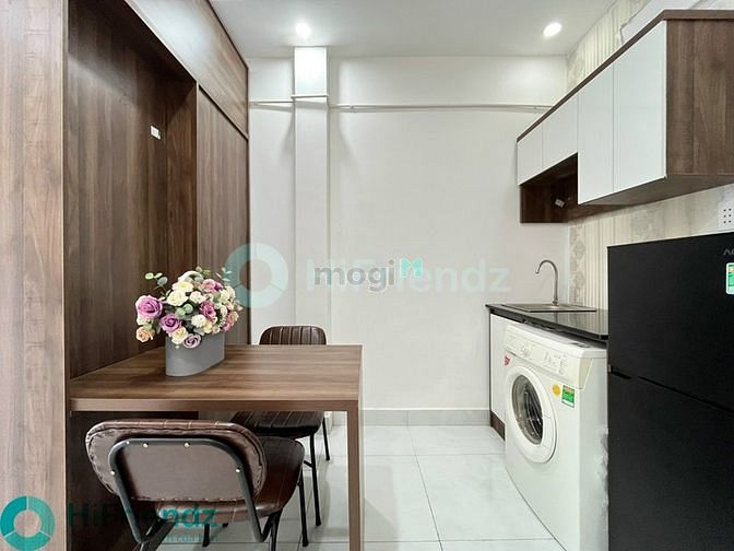 Hình ảnh Studio thiết kế đơn giản hiện đại full nội thất ngay trung tâm