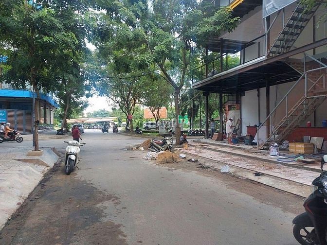 Hình ảnh Bán lô đất ĐTT ngay cổng đại học VĂN LANG P13 QUẬN BÌNH THẠNH.