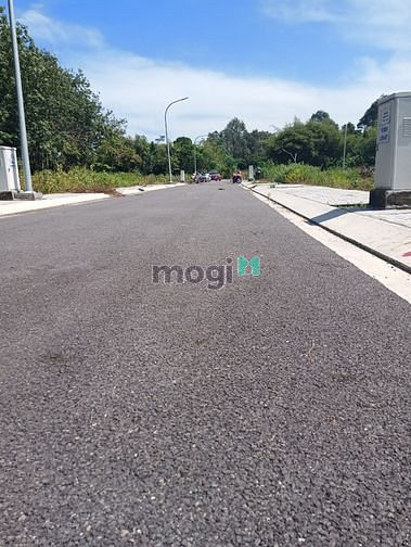 Hình ảnh Chủ ngộp bán nền 96m thổ SHR tại chợ Phú Hòa Đông