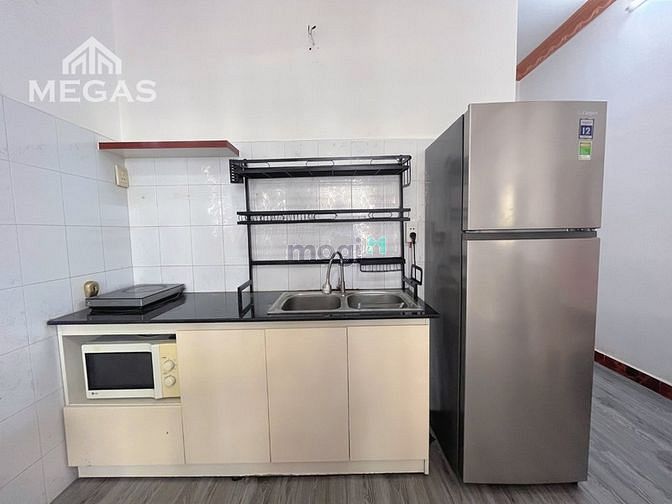 Hình ảnh Trống sẵn studio ban công rộng - 40m2 - máy giặt riêng - bao phí