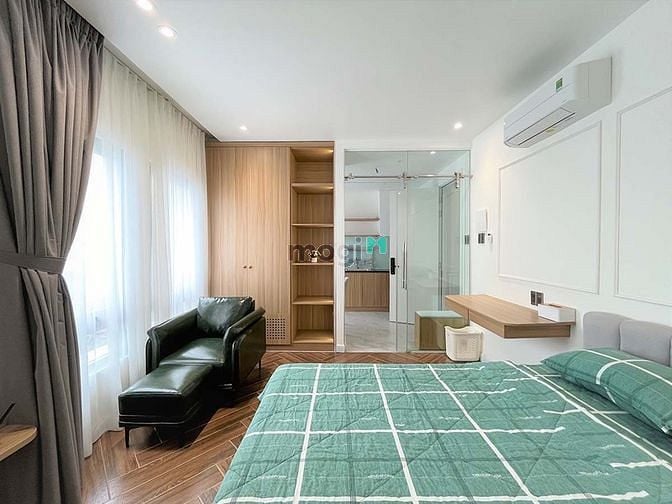 Hình ảnh Căn Hộ Full NT - Thang Máy - Bảo vệ - Balcony - hầm xe - Tại Quận 1