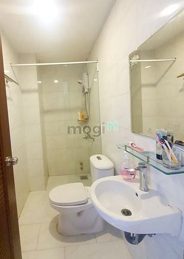 Hình ảnh Studio Full nội thất, cửa sổ lớn Hoàng Sa Quận 3