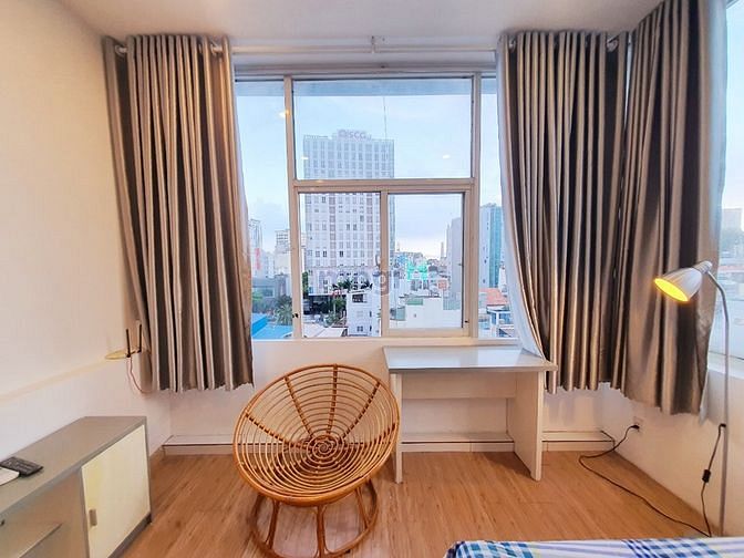 Hình ảnh Studio Full nội thất, cửa sổ lớn Hoàng Sa Quận 3