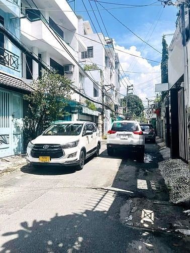 Hình ảnh 151m2 , nhà 4 tầng 7PN sân vườn gara HXH thông