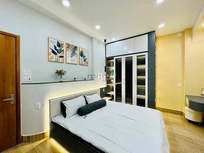 Hình ảnh Chính chủ gửi bán nhà Đ. Lê Hồng Phong ,P2,Q5 ,DT:46,4m2/2tỷ 750tr,SHR