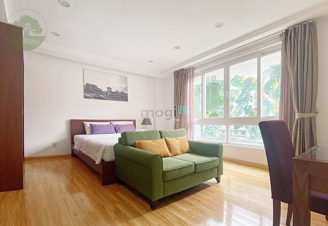 Hình ảnh Studio full nội thất cửa sổ lớn có máy giặt riêng Quận 1