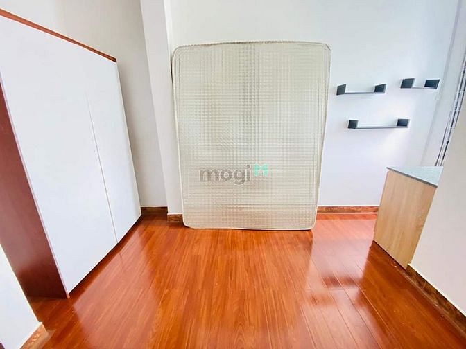 Hình ảnh Nguyễn Trãi Q1_Hình thật 100%_Cửa sổ lớn_25m2_thang máy_full nội thất