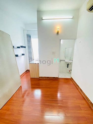 Hình ảnh Nguyễn Trãi Q1_Hình thật 100%_Cửa sổ lớn_25m2_thang máy_full nội thất