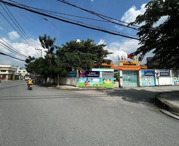 Hình ảnh Đất xây biệt thự chdv 161m2 có 5,8 tỷ an phú đông quận 12 tphcm