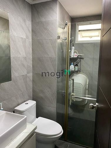 Hình ảnh Chủ gửi bán nhanh CH The Flemington, Quận 11, 95m2, 2 tỷ 410, Đã có sổ