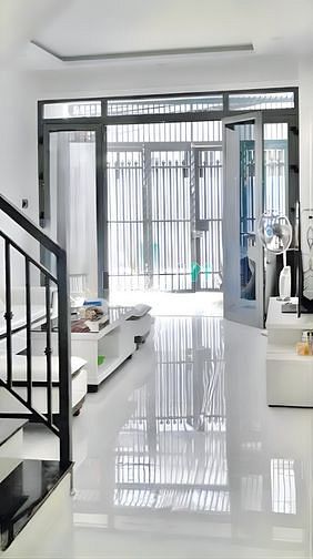 Hình ảnh HXH 2 mặt P.10 Tân Bình, 45m(4 x 11) 3 Tầng, Hoàn Công, Sổ A4.