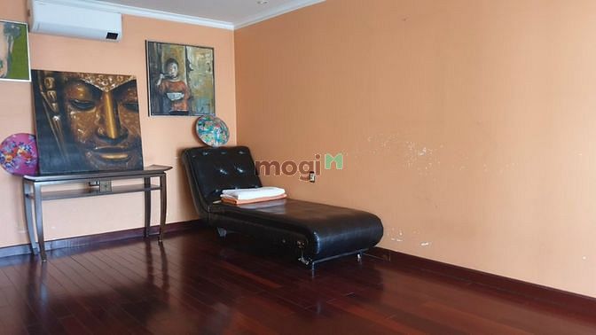 Hình ảnh Cho thuê Biệt Thự Thảo Điền Quận 2 - Góc 2 MT - 200m2 - 5PN - Giá 50tr