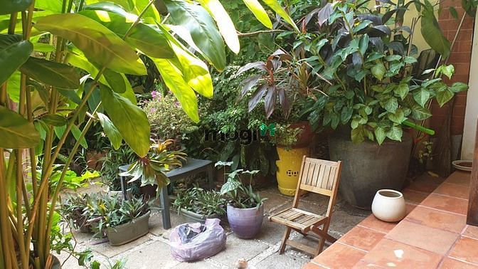 Hình ảnh Cho thuê Biệt Thự Thảo Điền Quận 2 - Góc 2 MT - 200m2 - 5PN - Giá 50tr