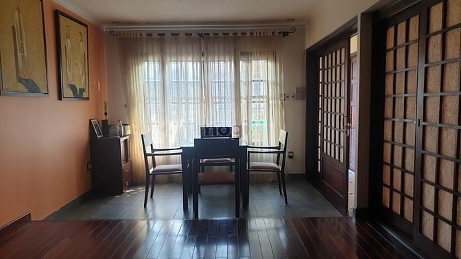 Hình ảnh Cho thuê Biệt Thự Thảo Điền Quận 2 - Góc 2 MT - 200m2 - 5PN - Giá 50tr