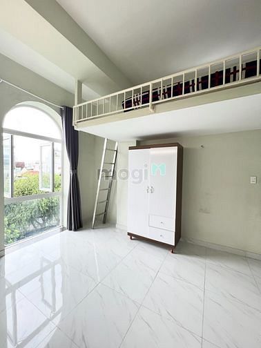 Hình ảnh Duplex cửa sổ lớn rộng 35m2. Full nội thất. Ngay Lê Văn Sỹ
