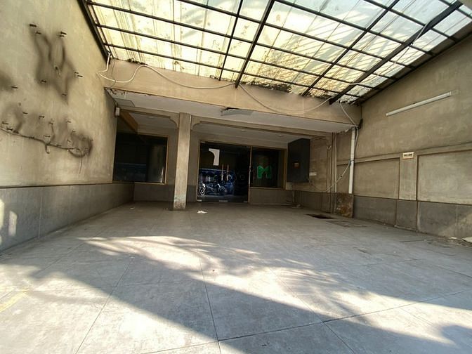 Hình ảnh Cho thuê MB tổng diện tích 220m2 sàn suốt đường Tôn Đản, Quận 4