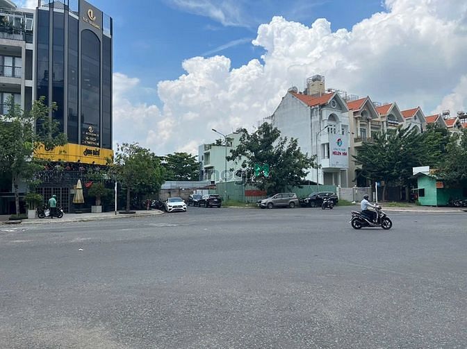 Hình ảnh Đất lớn 1 lô duy nhất, đẹp nhất,phường Tân Hưng ,Q7