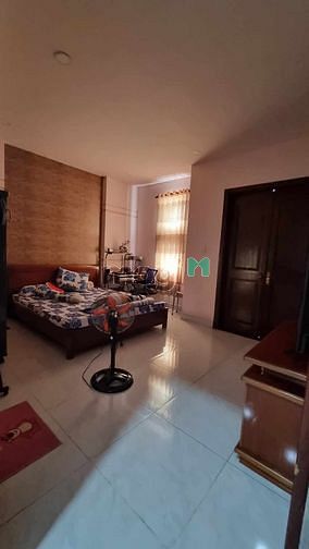 Hình ảnh Bán nhà mặt phố 4 tầng full nội thất ngay trung tâm Thủ Đức, Giá sốc