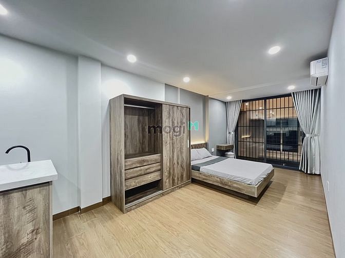 Hình ảnh Studio có máy giặt riêng, cửa sổ lớn & full nội thất Cô Giang Quận 1
