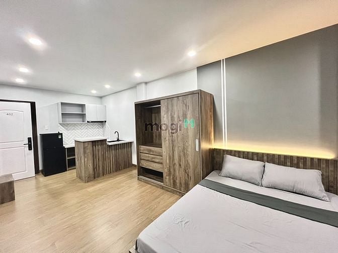 Hình ảnh Studio có máy giặt riêng, cửa sổ lớn & full nội thất Cô Giang Quận 1