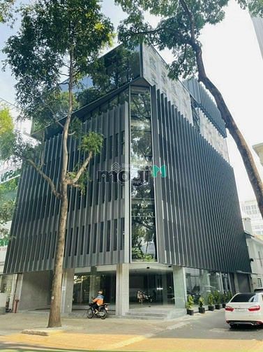 Hình ảnh Toà nhà văn phòng 2 MT 24 - 26 Phạm Ngọc Thạch, P6, Quận 3 DTSD: 2000m
