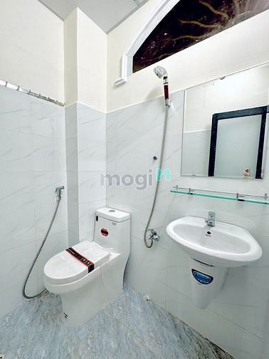 Hình ảnh Căn Hộ gần Cầu CÔNG LÝ Q3_Bancol ánh sáng_30m2_Thang máy_Full nội thất