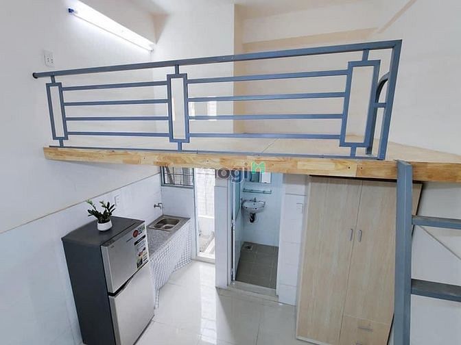 Hình ảnh Cho Thuê duplex gác cao 2m ngay Vincom phan văn trị gò vấp