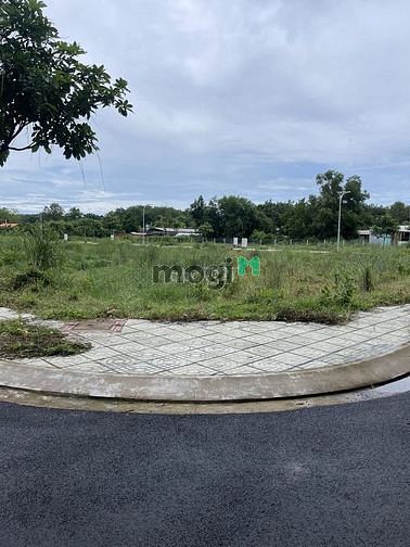 Hình ảnh Chủ ngộp bán nền 96m thổ SHR tại chợ Phú Hòa Đông