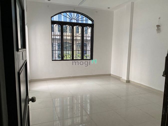 Hình ảnh Cho Thuê Nhà Nguyên Căn 3Bis Cửu Long, Phường 2, Quận Tân Bình.