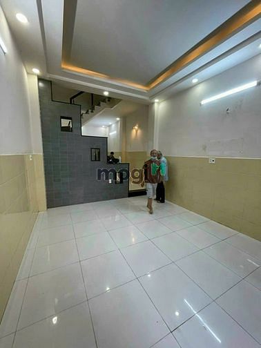 Hình ảnh Nhà 3 lầu 5 phòng ngủ 5wc - Đường lê văn Qưới