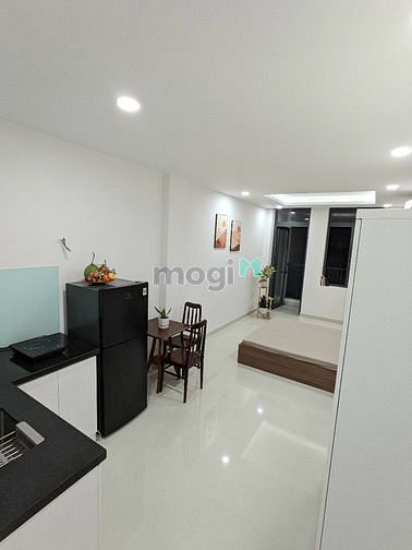 Hình ảnh 🌟Studio mới chưa bóc tem có ban công gió lùa, máy giăt riêng ngã 4 PN