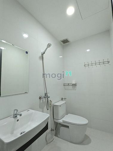 Hình ảnh 🌟Studio mới chưa bóc tem có ban công gió lùa, máy giăt riêng ngã 4 PN