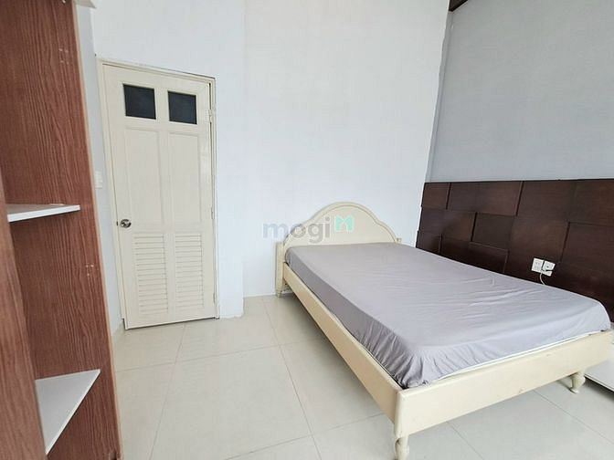 Hình ảnh Phòng riêng đầy đủ nội thất chung cư Phú Hoàng Anh