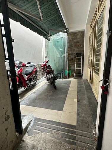 Hình ảnh Bán nhà đường Cống Quỳnh Quận 1 TPHCM
