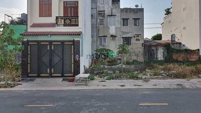 Hình ảnh Cần bán gấp lô đất mặt tiền kinh doanh trong KDC ở Bình Dương: