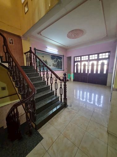 Hình ảnh Nhà [8x20] 2 lầu 4 phòng ngủ- Đường Mã Lò