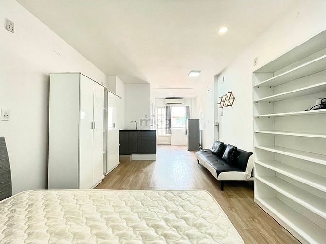 Hình ảnh Cho thuê 1PN/STUDIO_ Đầy đủ nội thất_Bancon cửa sổ_Quận 1 Quận 3 Quận5