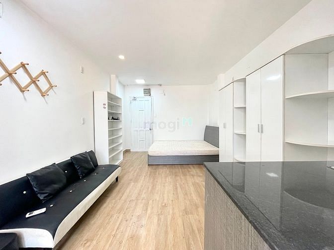 Hình ảnh Cho thuê 1PN/STUDIO_ Đầy đủ nội thất_Bancon cửa sổ_Quận 1 Quận 3 Quận5