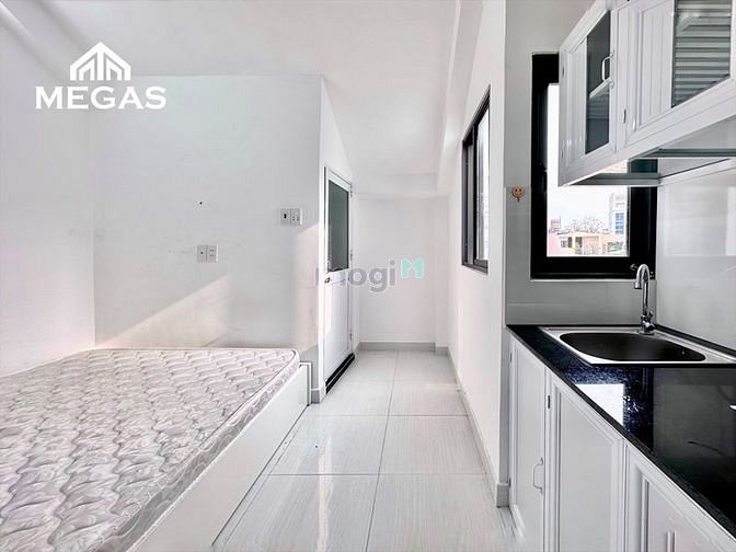 Hình ảnh Cho thuê 1PN/STUDIO_ Đầy đủ nội thất_Bancon cửa sổ_Quận 1 Quận 3 Quận5
