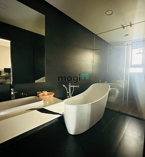 Hình ảnh Cho thuê biệt thự 1000m2 sân vườn, hồ bơi cao cấp phường Bình An