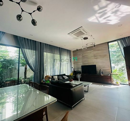Hình ảnh Cho thuê biệt thự 1000m2 sân vườn, hồ bơi cao cấp phường Bình An