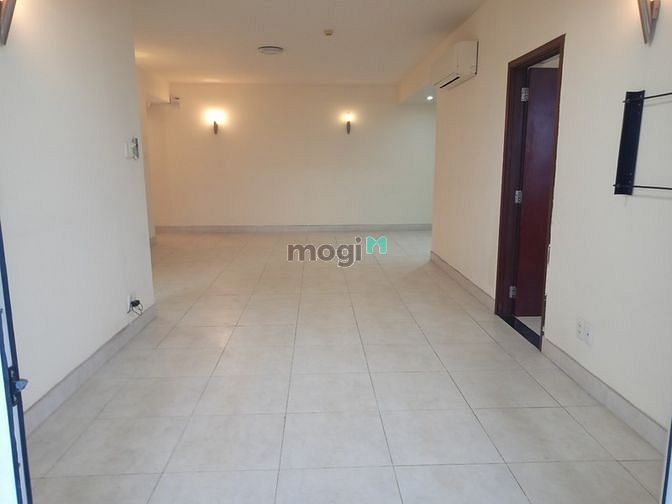 Hình ảnh Cho thuê chung cu Hùng Vương plaza 18 triệu 3pn