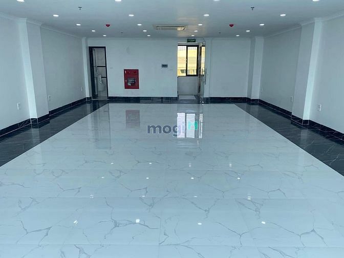 Hình ảnh Vỉa Hè! Phân Lô! Ô tô tránh! Nhà Láng Hạ 100mx6T, Mt8.2m. Thang Máy