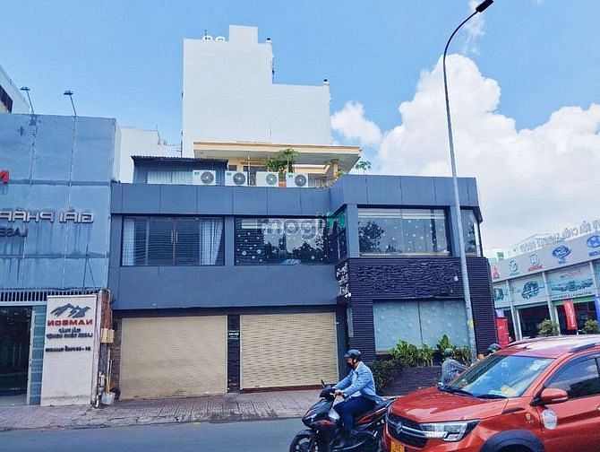 Hình ảnh Mặt tiền 6x20 1T2L Võ Văn Tần, Q.3