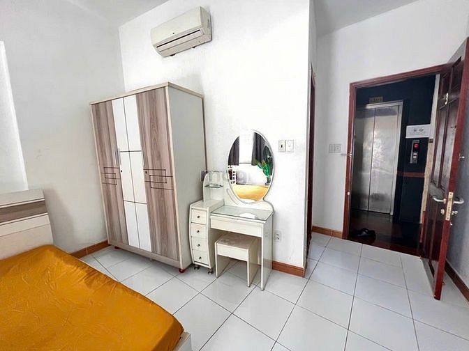 Hình ảnh Phòng ban công full nội thất giáp Âu Cơ Tân Bình