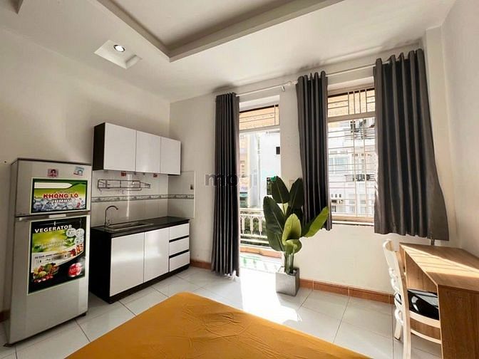 Hình ảnh Phòng ban công full nội thất giáp Âu Cơ Tân Bình