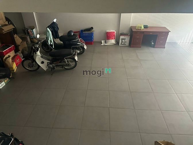 Hình ảnh Cho thuê biệt thự 1000m2 sân vườn, hồ bơi cao cấp Thảo Điền, Quận 2
