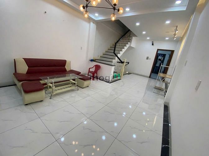 Hình ảnh Nhà 3 Lầu Full Nội Thất Hẻm 574 Kinh Dương Vương